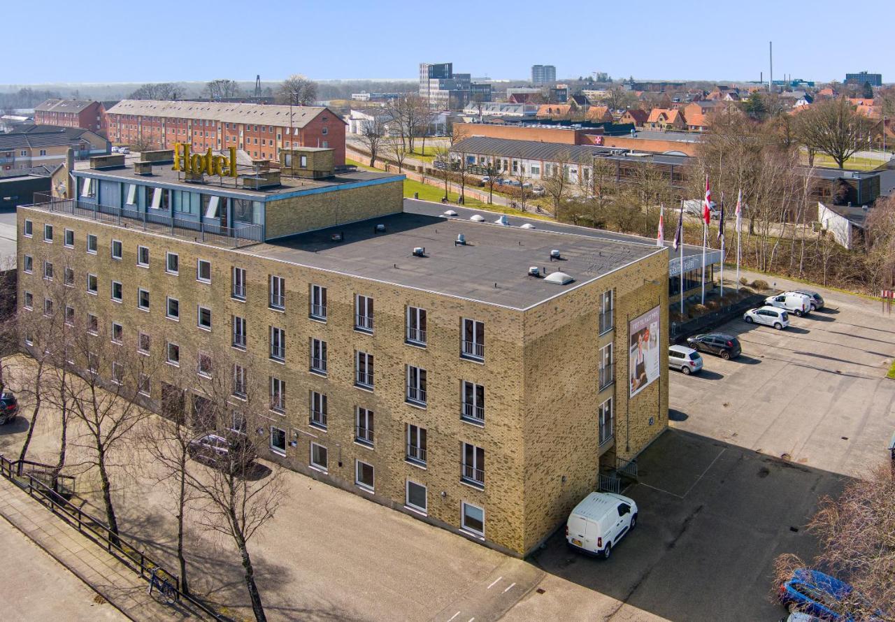 Ostergaards Hotel Herning Extérieur photo